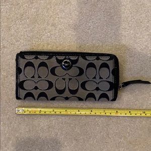 Coach wallet black and grey